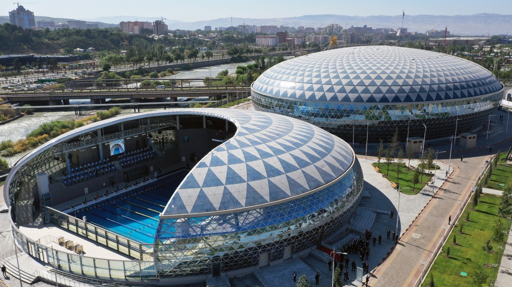 Дворец водных видов спорта, Душанбе.jpg